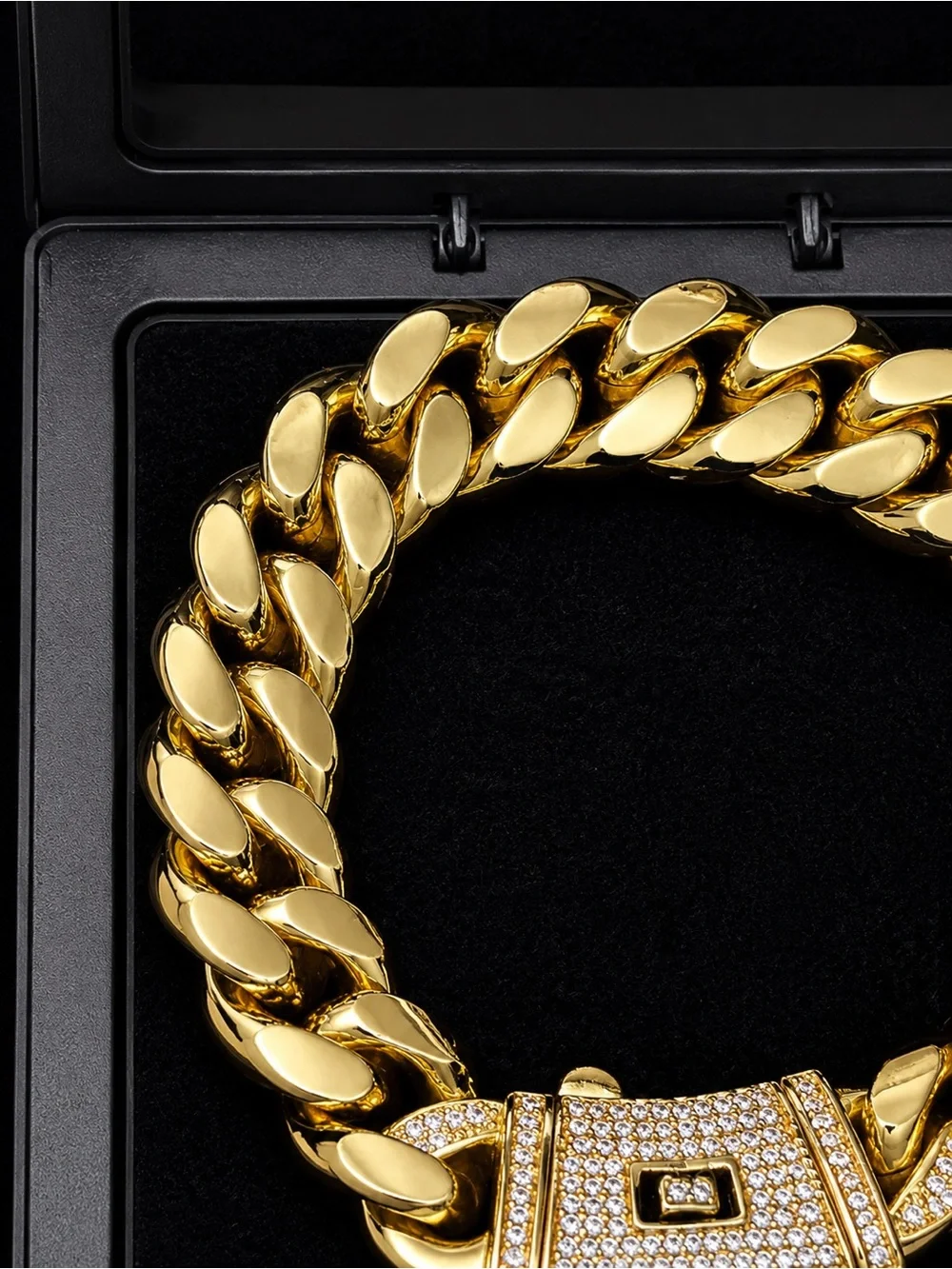 Gold Cuban Link Bracelet with Pave Clasp